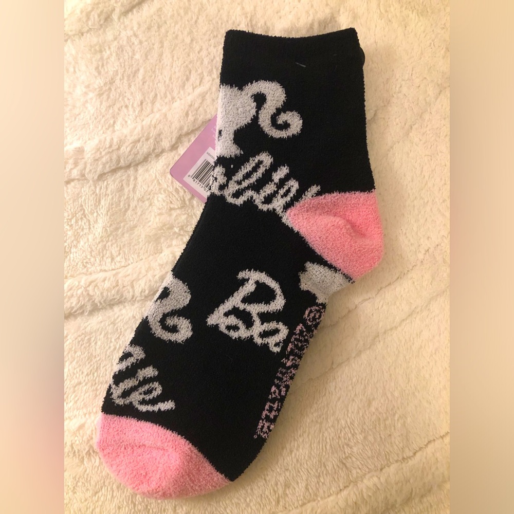 Barbie NWT fuzzy socks 💗🙋‍♀️